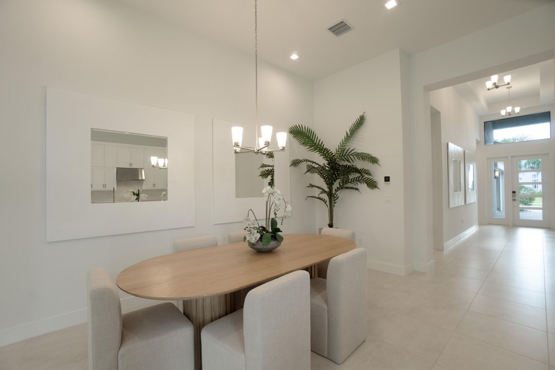 For Sale: $1,799,000 (4 beds, 3 baths, 2703 Square Feet)