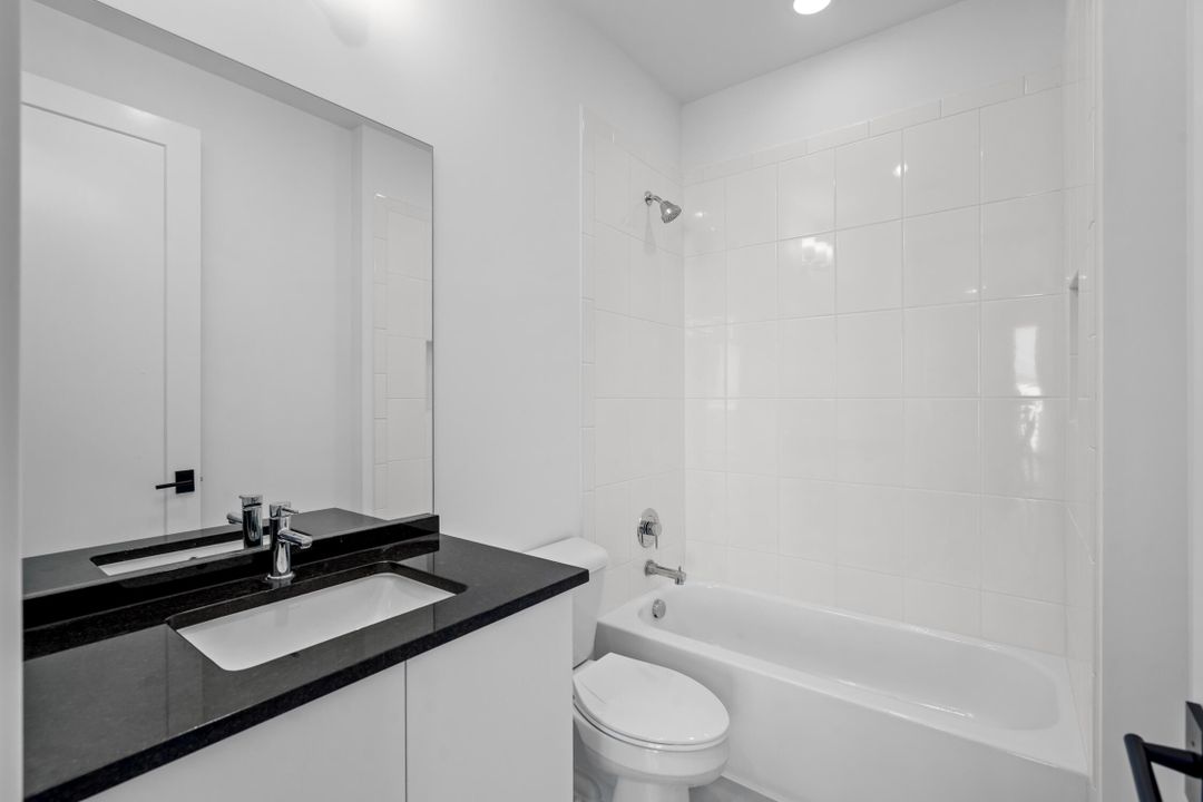 For Sale: $1,899,000 (5 beds, 5 baths, 3687 Square Feet)