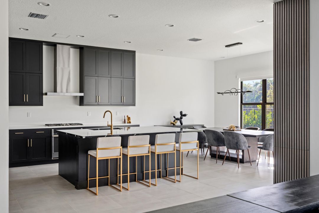 For Sale: $1,899,000 (5 beds, 5 baths, 3687 Square Feet)