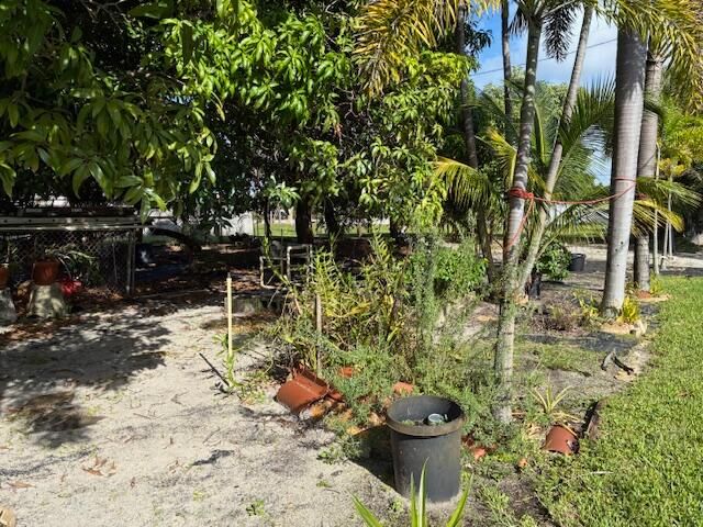 Active With Contract: $264,000 (0 beds, 0 baths, 0 Square Feet)