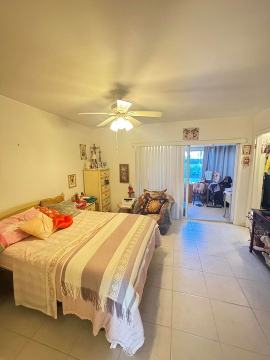 На продажу: $99,000 (1 спален, 1 ванн, 754 Квадратных фут)