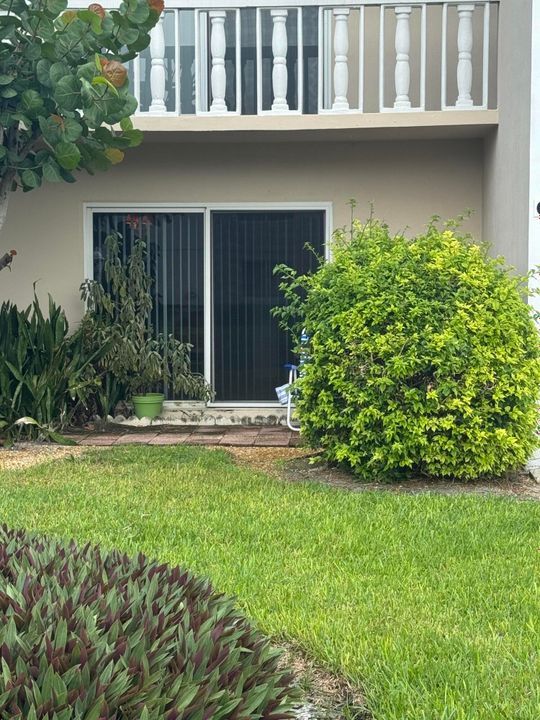 На продажу: $99,000 (1 спален, 1 ванн, 754 Квадратных фут)