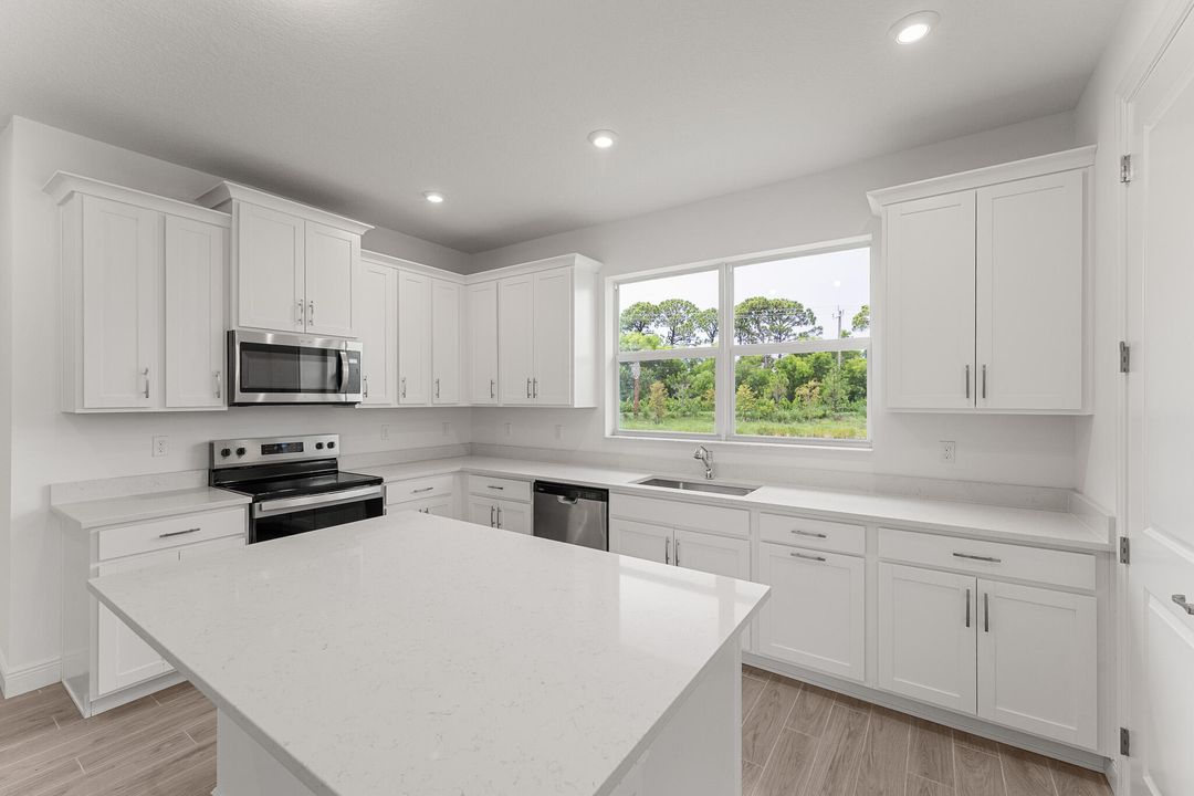 Activo con contrato: $485,990 (3 camas, 2 baños, 2014 Pies cuadrados)