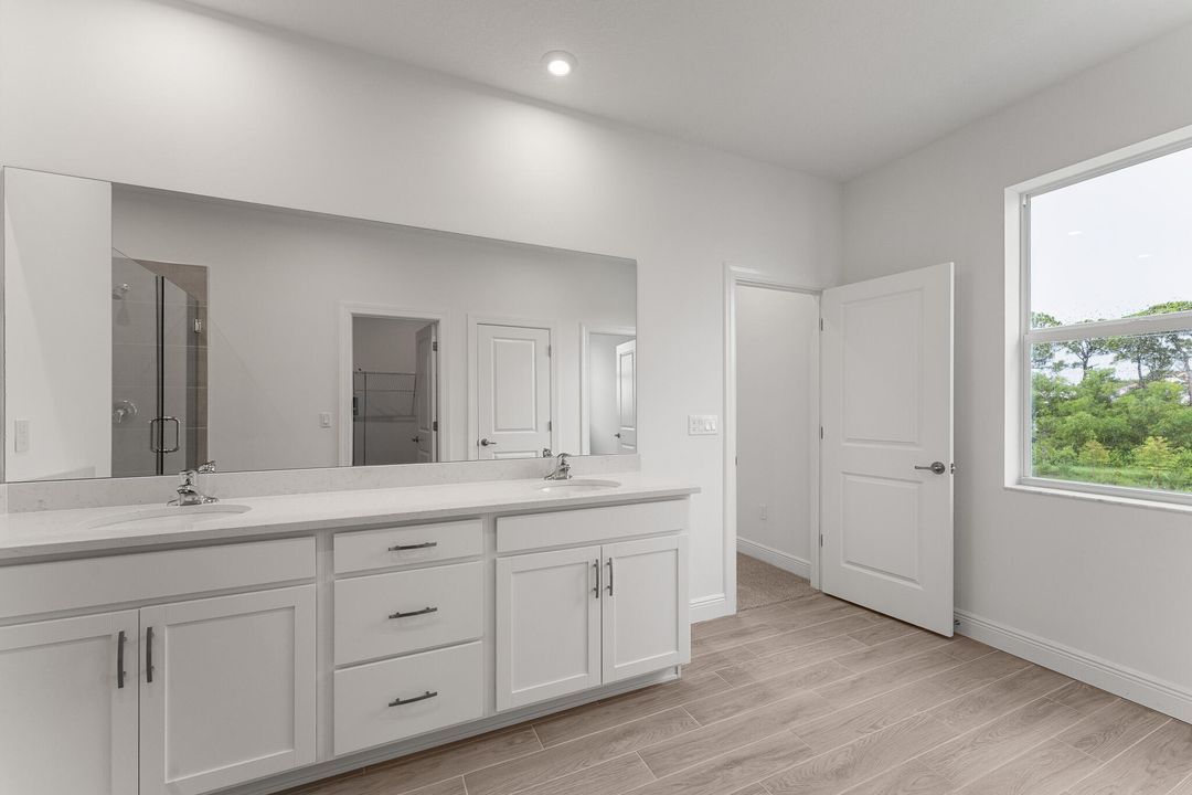 Activo con contrato: $485,990 (3 camas, 2 baños, 2014 Pies cuadrados)