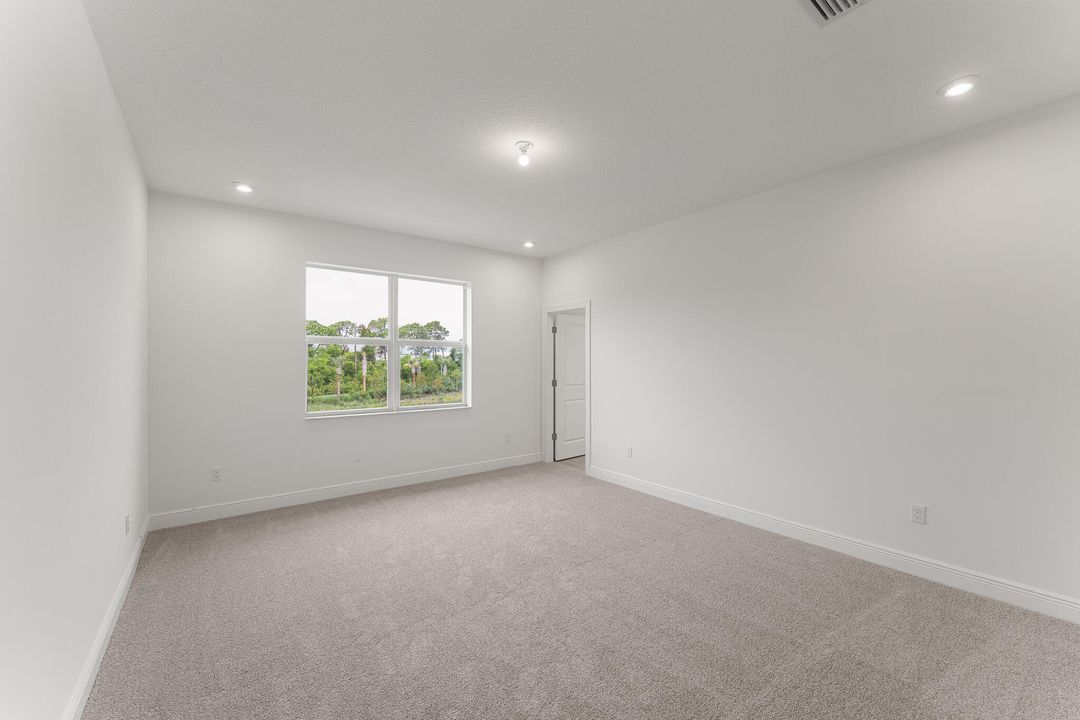 Activo con contrato: $485,990 (3 camas, 2 baños, 2014 Pies cuadrados)