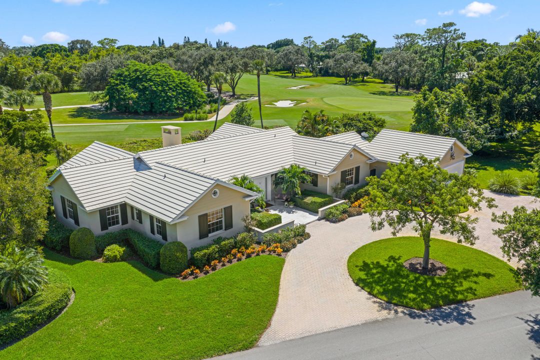 For Sale: $3,400,000 (3 beds, 3 baths, 3671 Square Feet)