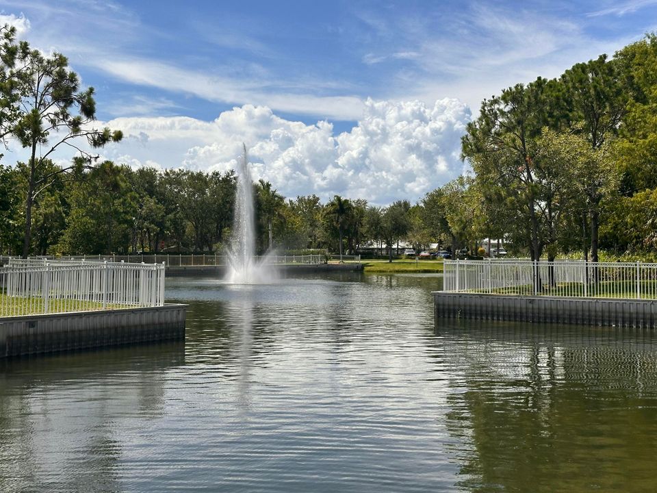 Recently Rented: $2,100 (2 beds, 2 baths, 1083 Square Feet)