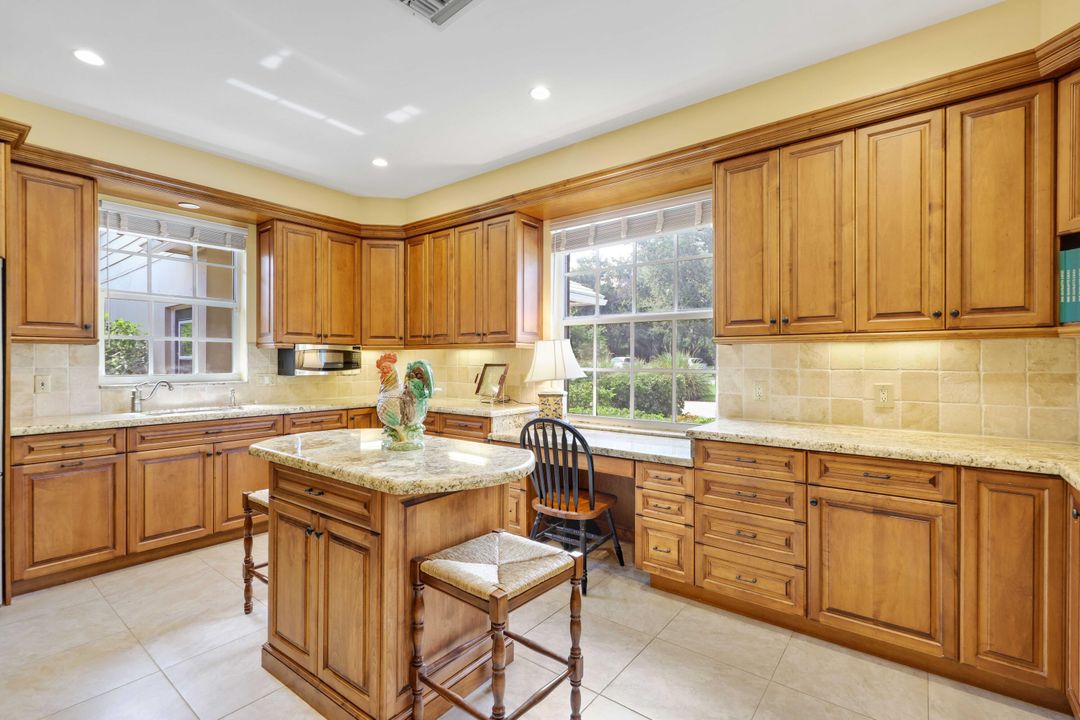 For Sale: $3,400,000 (3 beds, 3 baths, 3671 Square Feet)