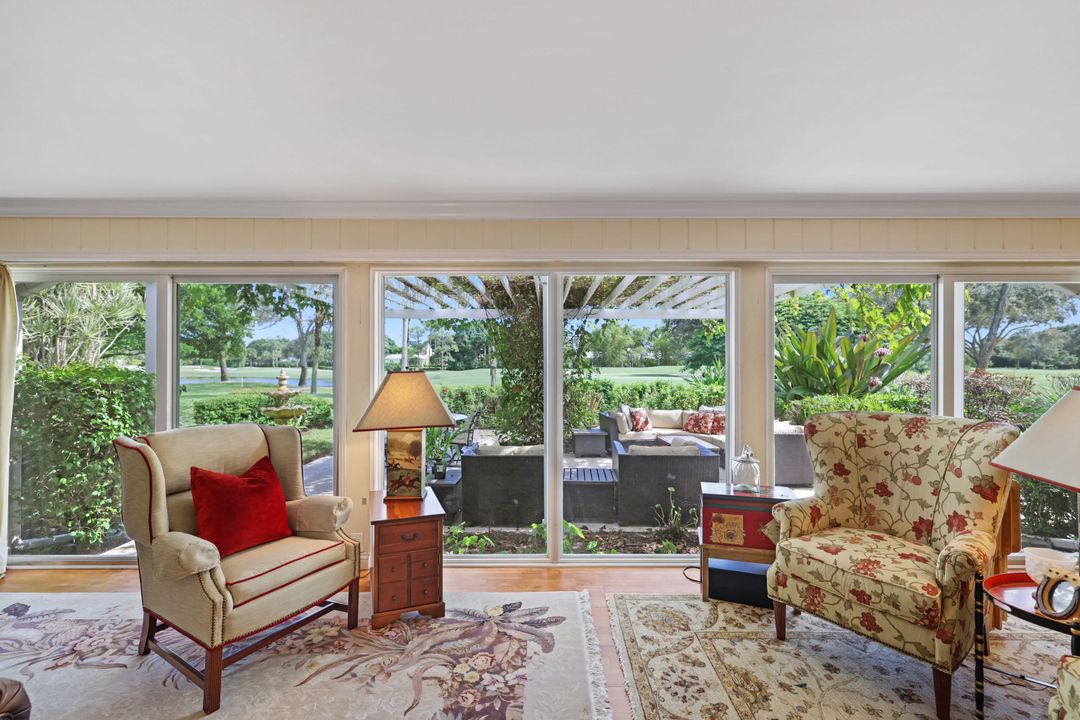 For Sale: $3,400,000 (3 beds, 3 baths, 3671 Square Feet)