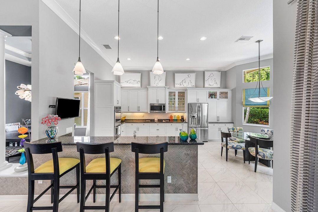 待售: $1,250,000 (4 贝兹, 3 浴室, 2838 平方英尺)