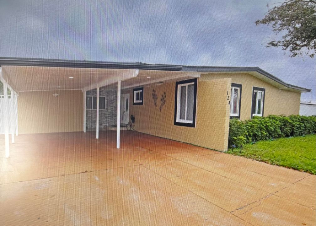 En Venta: $720,000 (3 camas, 2 baños, 1421 Pies cuadrados)