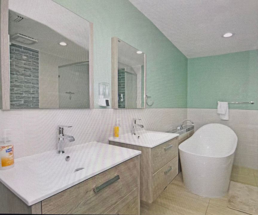 En Venta: $720,000 (3 camas, 2 baños, 1421 Pies cuadrados)