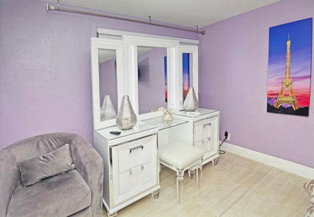 En Venta: $720,000 (3 camas, 2 baños, 1421 Pies cuadrados)