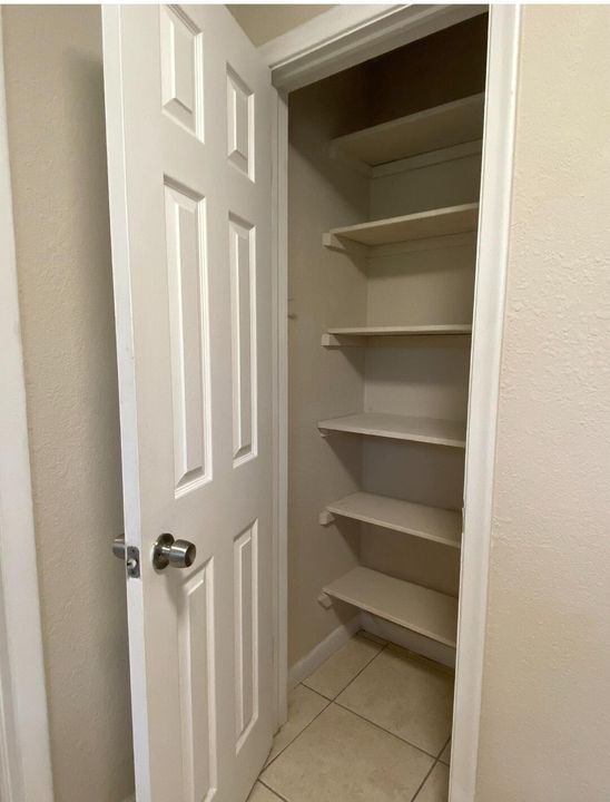 En Renta: $2,000 (2 camas, 1 baños, 1200 Pies cuadrados)