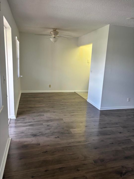 Activo con contrato: $1,380 (2 camas, 1 baños, 651 Pies cuadrados)