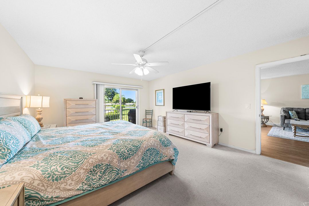 For Sale: $229,000 (2 beds, 2 baths, 1416 Square Feet)