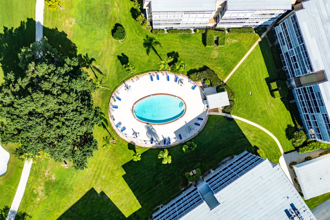 For Sale: $229,000 (2 beds, 2 baths, 1416 Square Feet)