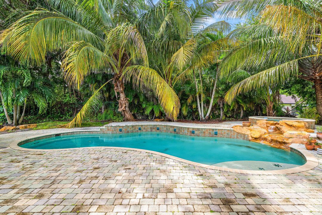 待售: $1,950,000 (4 贝兹, 4 浴室, 5130 平方英尺)