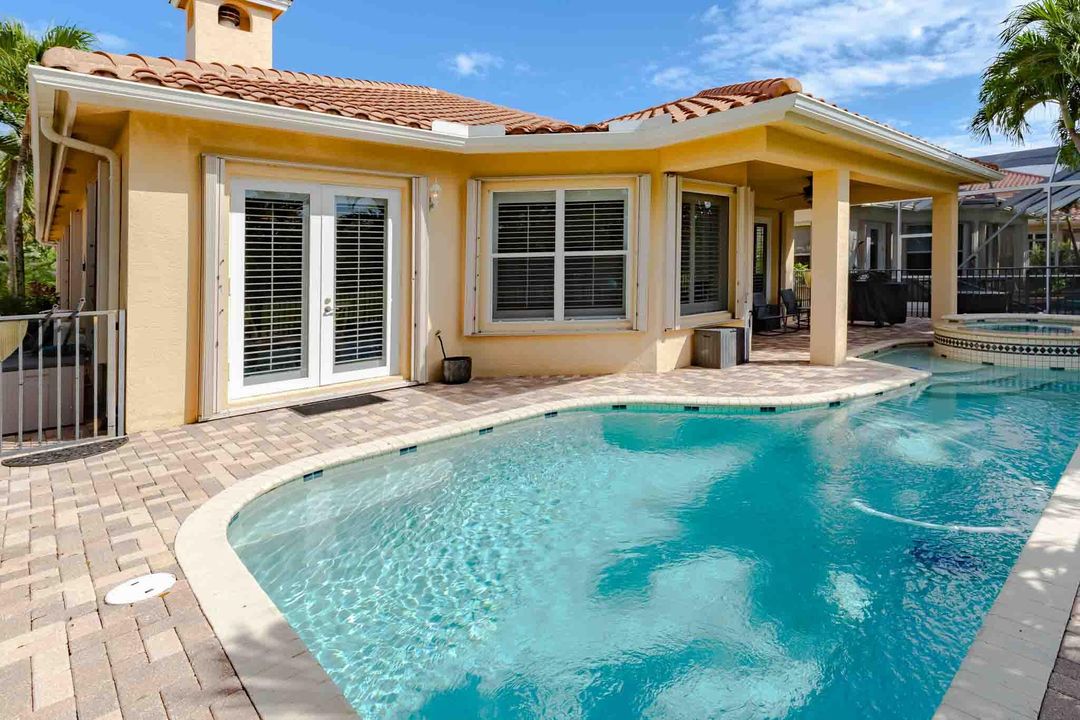 На продажу: $669,000 (3 спален, 2 ванн, 2216 Квадратных фут)