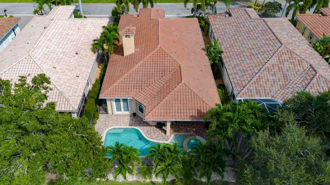 На продажу: $669,000 (3 спален, 2 ванн, 2216 Квадратных фут)