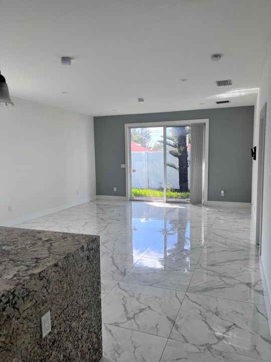 На продажу: $505,000 (3 спален, 2 ванн, 1422 Квадратных фут)