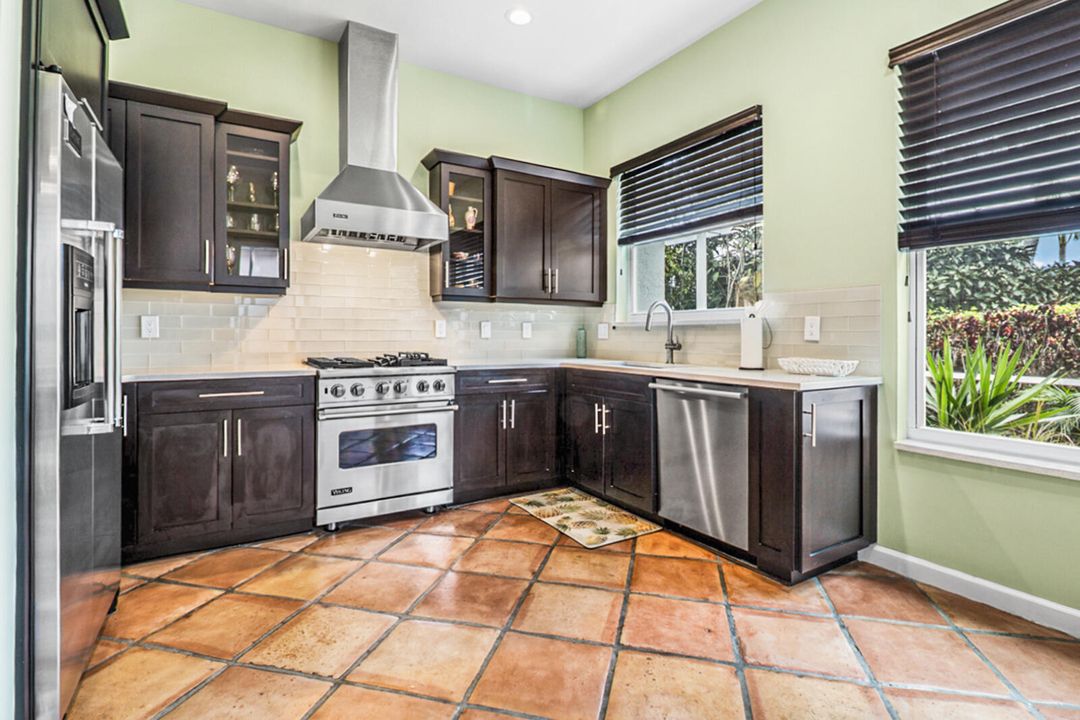 For Sale: $589,000 (3 beds, 2 baths, 1504 Square Feet)