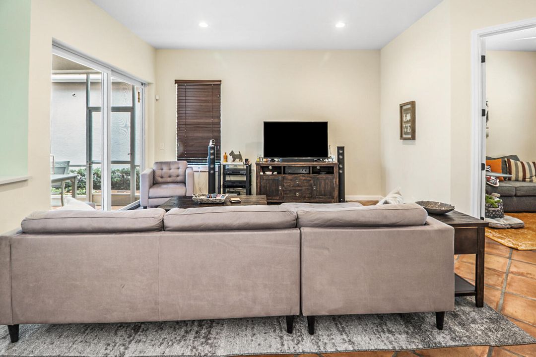For Sale: $589,000 (3 beds, 2 baths, 1504 Square Feet)