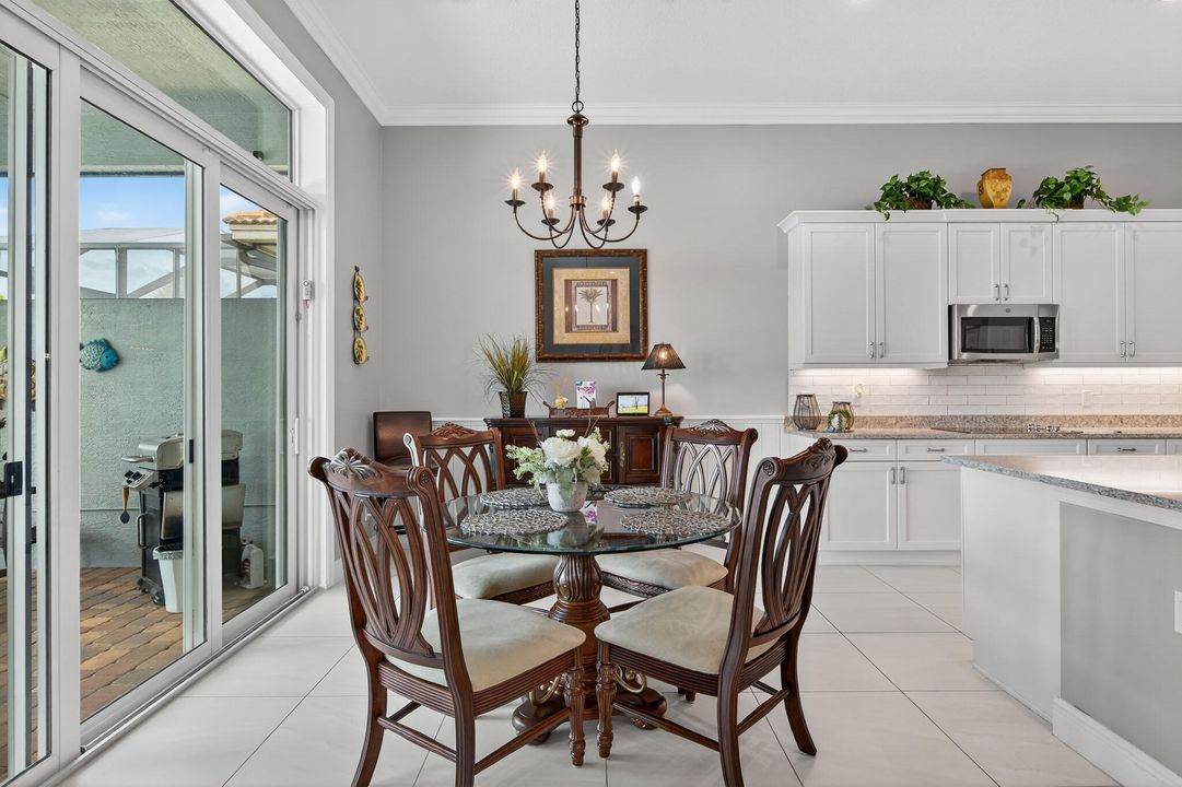 For Sale: $849,000 (3 beds, 3 baths, 3000 Square Feet)