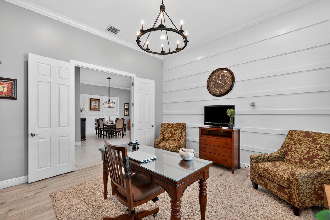 For Sale: $849,000 (3 beds, 3 baths, 3000 Square Feet)