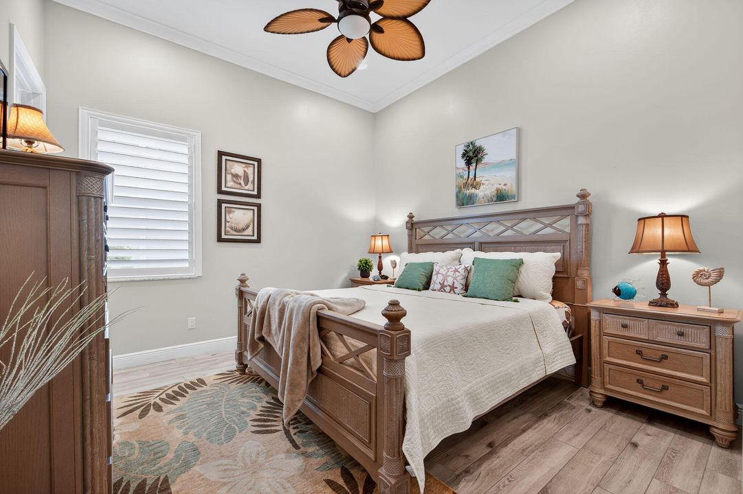 For Sale: $849,000 (3 beds, 3 baths, 3000 Square Feet)