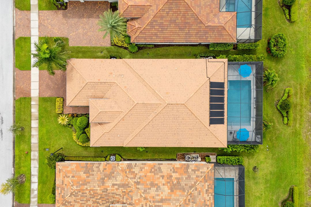 For Sale: $849,000 (3 beds, 3 baths, 3000 Square Feet)