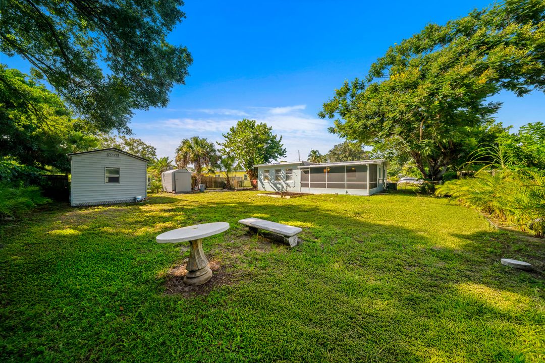 Activo con contrato: $295,000 (3 camas, 2 baños, 1296 Pies cuadrados)