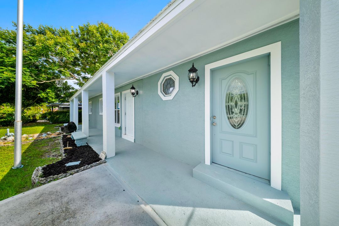 Activo con contrato: $295,000 (3 camas, 2 baños, 1296 Pies cuadrados)