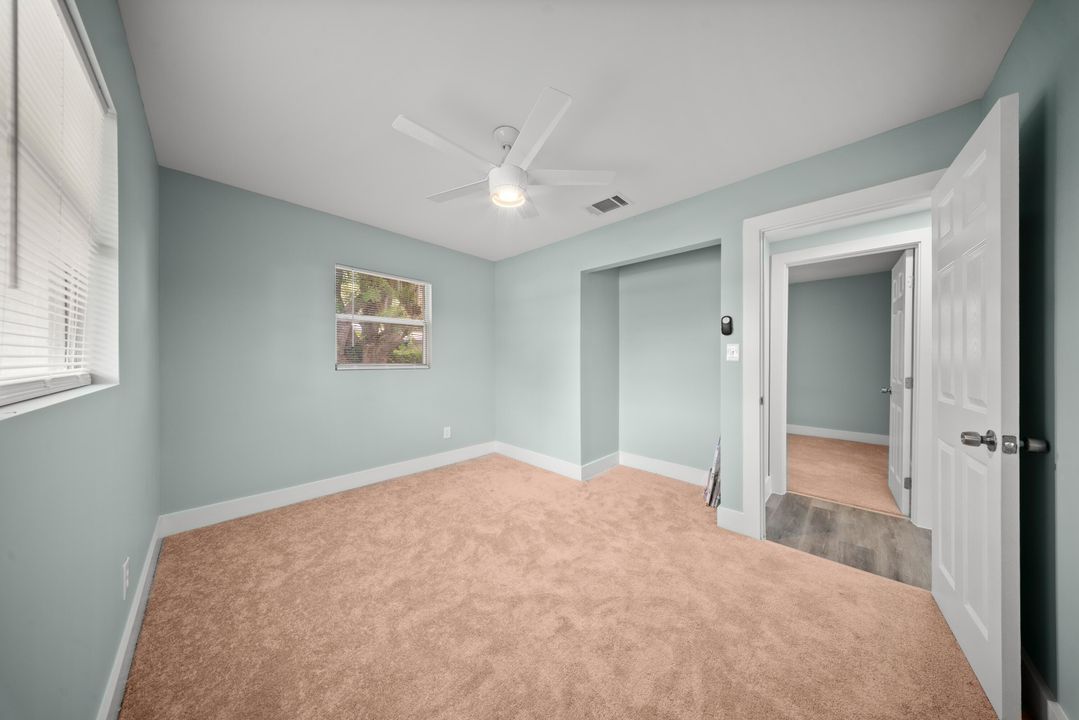 Activo con contrato: $295,000 (3 camas, 2 baños, 1296 Pies cuadrados)