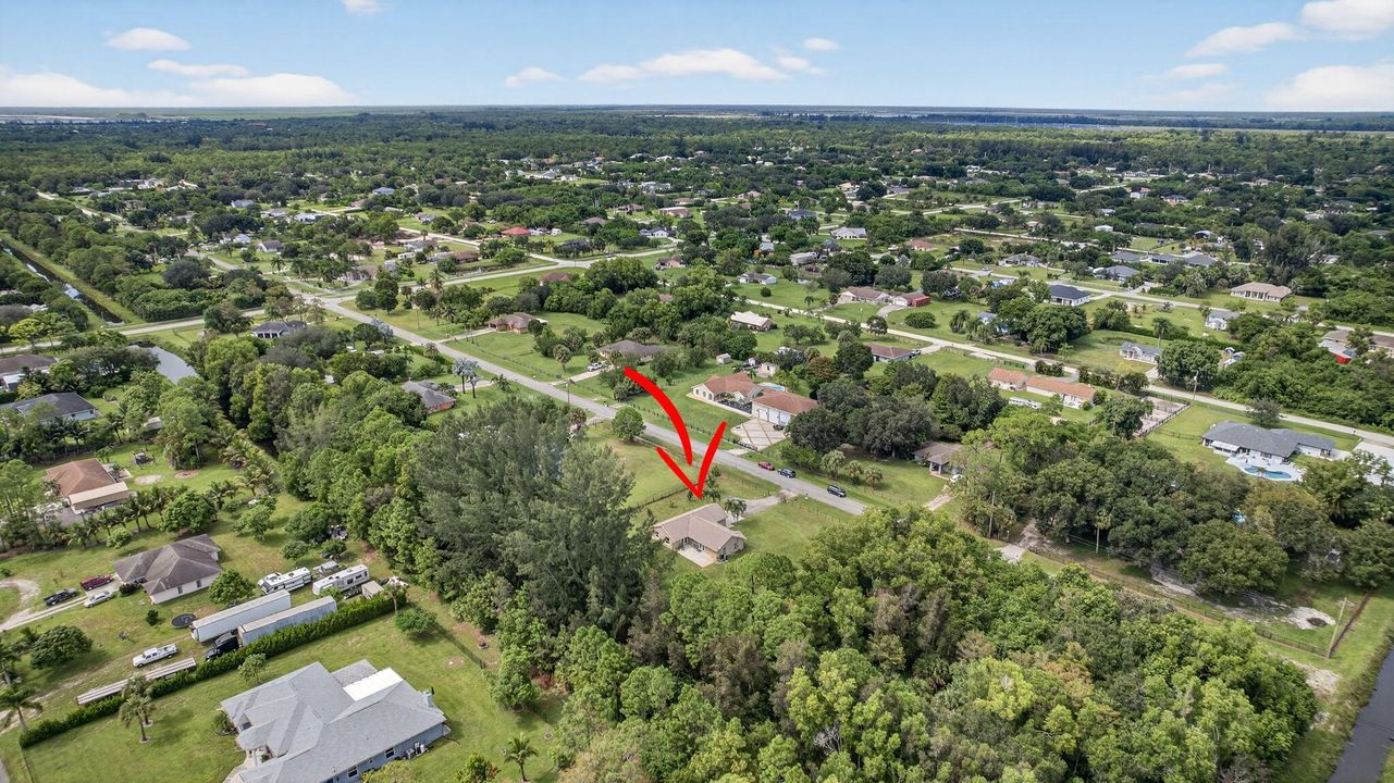 合同活跃: $600,000 (3 贝兹, 2 浴室, 1449 平方英尺)