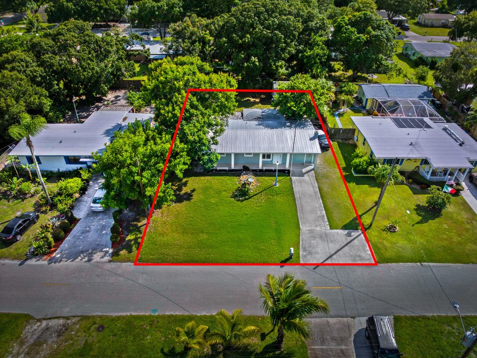 Activo con contrato: $295,000 (3 camas, 2 baños, 1296 Pies cuadrados)