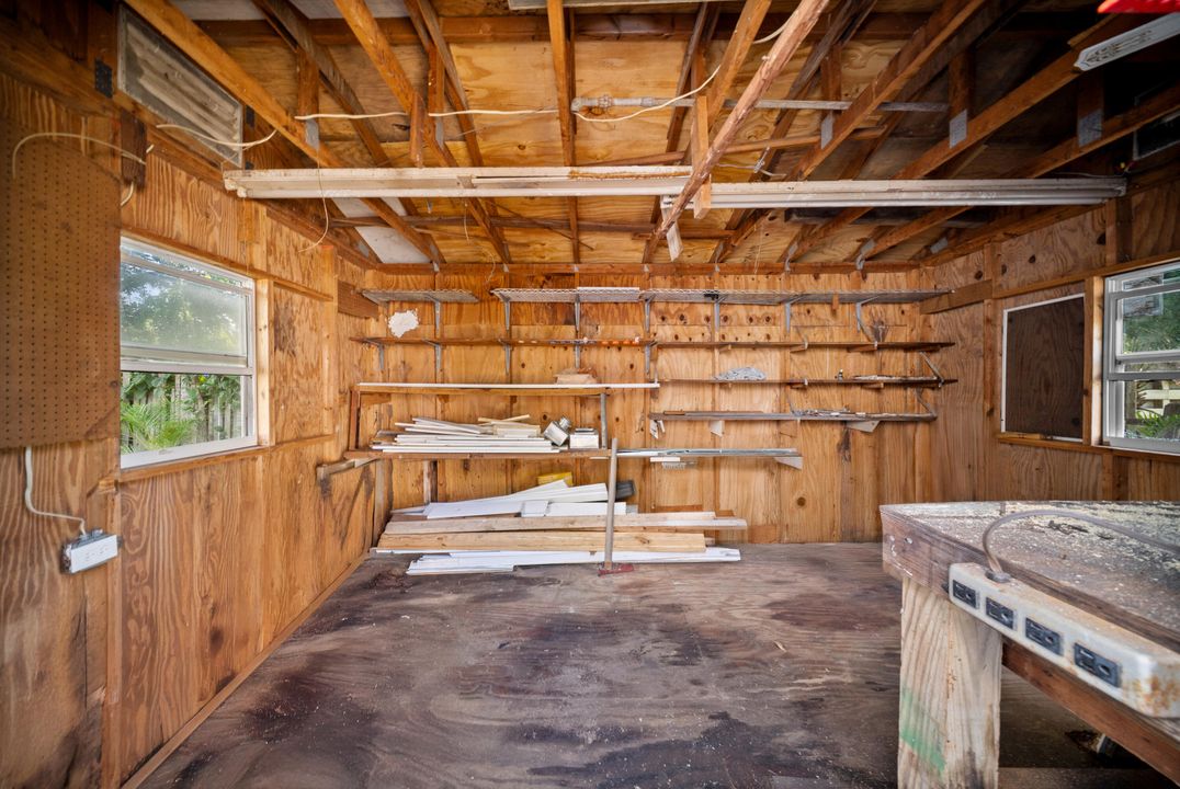 Activo con contrato: $295,000 (3 camas, 2 baños, 1296 Pies cuadrados)