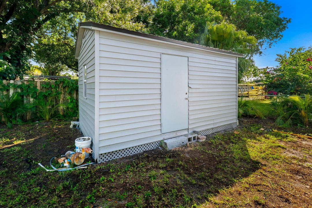 Activo con contrato: $295,000 (3 camas, 2 baños, 1296 Pies cuadrados)