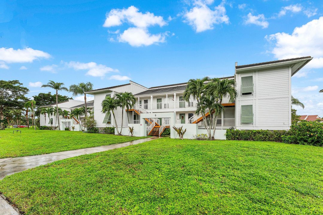 合同活跃: $159,888 (1 贝兹, 1 浴室, 502 平方英尺)