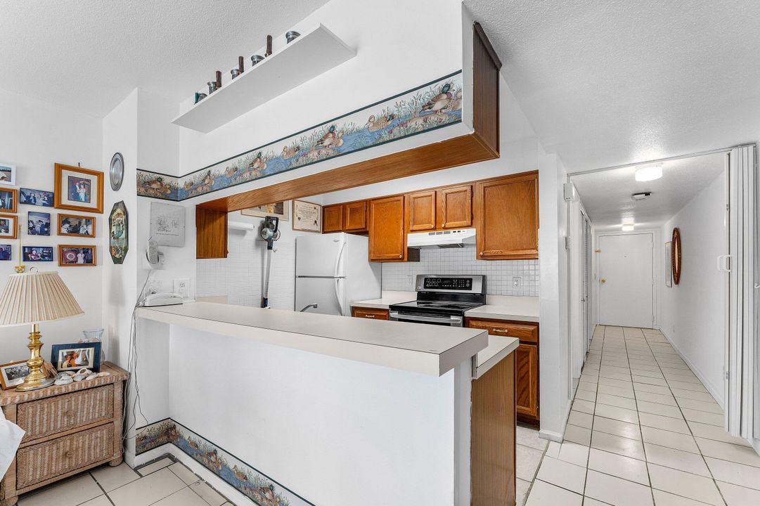 合同活跃: $159,888 (1 贝兹, 1 浴室, 502 平方英尺)