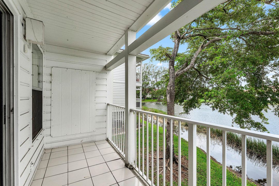 合同活跃: $159,888 (1 贝兹, 1 浴室, 502 平方英尺)