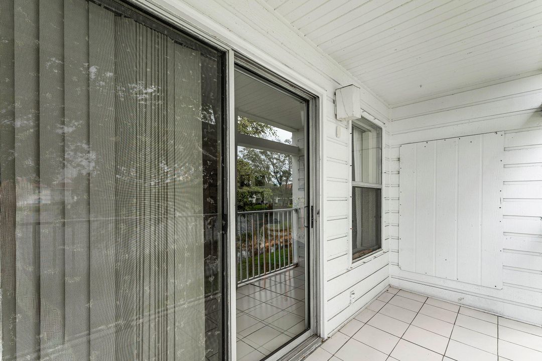 合同活跃: $159,888 (1 贝兹, 1 浴室, 502 平方英尺)