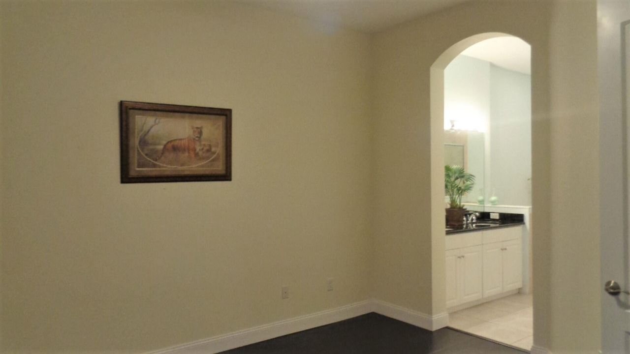 For Rent: $3,000 (3 beds, 3 baths, 2146 Square Feet)