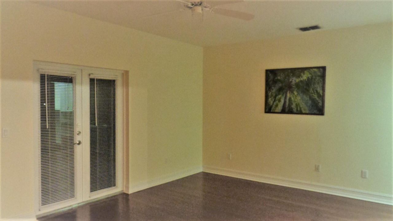 For Rent: $3,000 (3 beds, 3 baths, 2146 Square Feet)