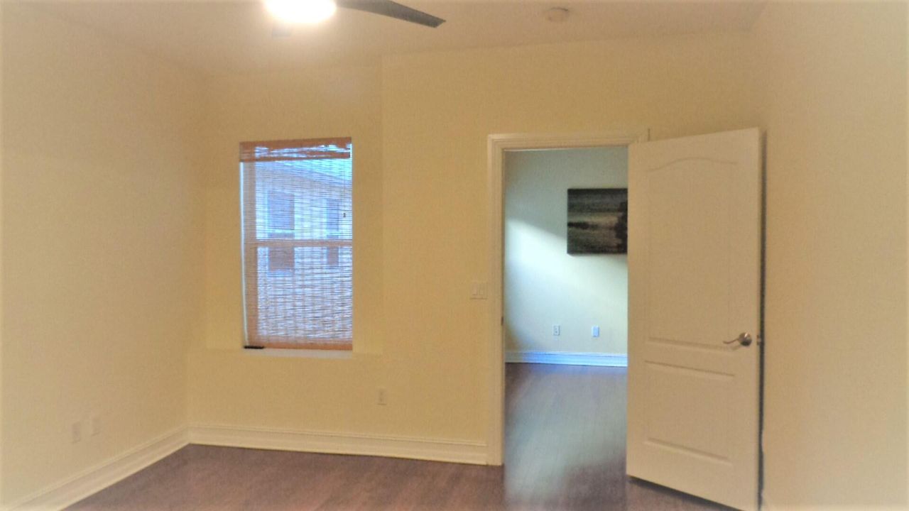 For Rent: $3,000 (3 beds, 3 baths, 2146 Square Feet)