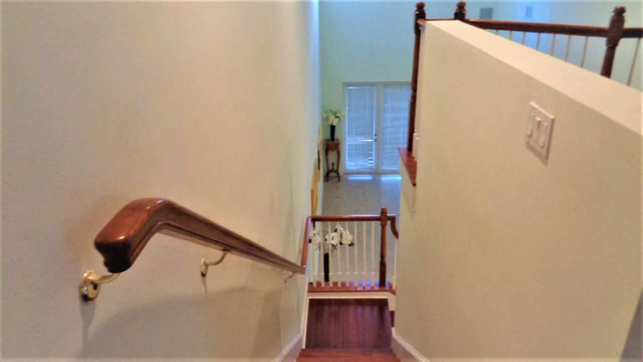 For Rent: $3,000 (3 beds, 3 baths, 2146 Square Feet)