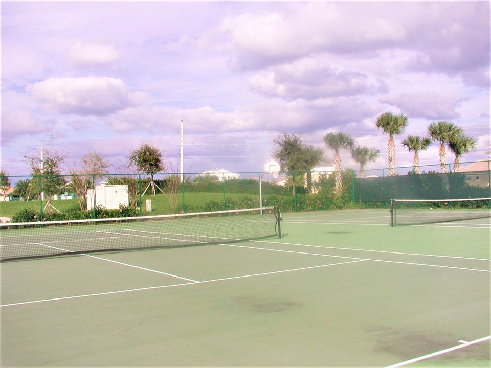 For Rent: $3,000 (3 beds, 3 baths, 2146 Square Feet)