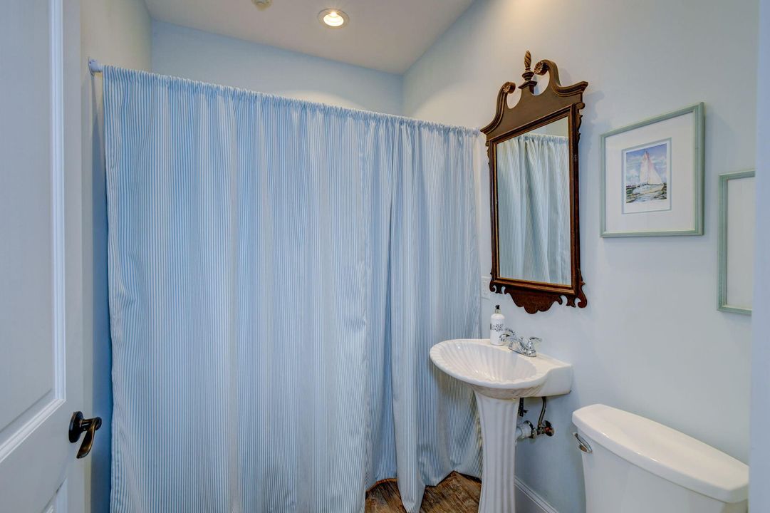 В аренду: $3,000 (3 спален, 2 ванн, 1920 Квадратных фут)