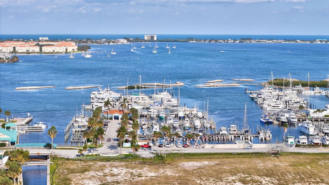 В аренду: $3,000 (3 спален, 2 ванн, 1920 Квадратных фут)