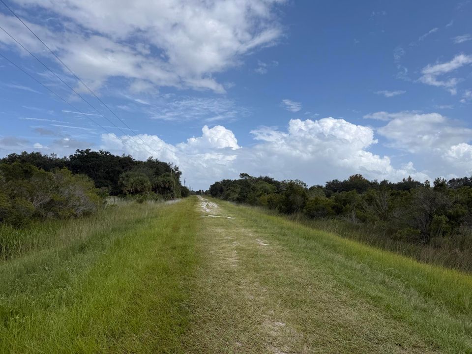 На продажу: $17,900 (0 спален, 0 ванн, 0 Квадратных фут)